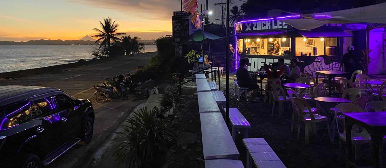 Happy Island Inn Virac Exterior foto